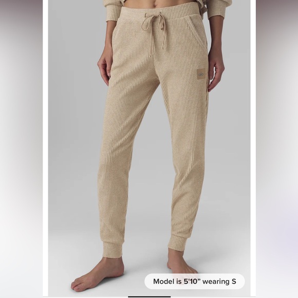 ALO Yoga Ribbed Knit Taupe Pants - Picture 1 of 2